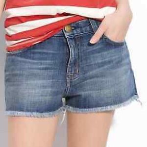 CURRENT ELLIOTT The boyfriend short in love raw hem size 28. EUC